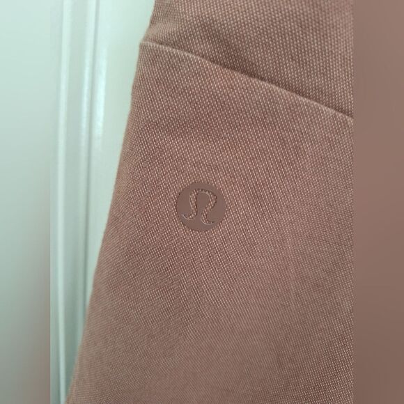 Lululemon light pink pants size S - Picture 3 of 10